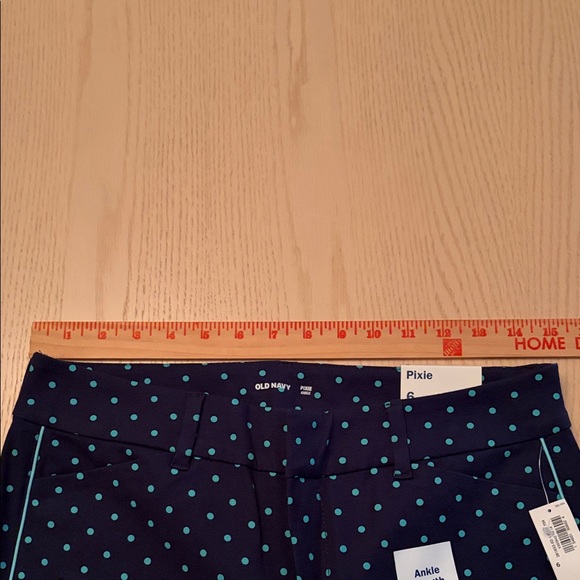 Old Navy women's pixie pants - Navy and Teal Dots - Picture 5 of 6